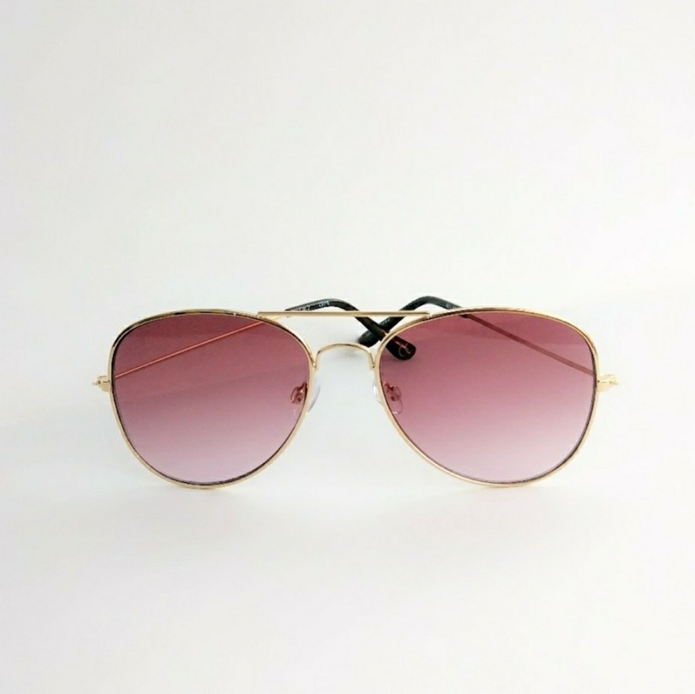 400 UV Gold Frame Sunglasses